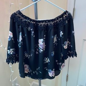 Billabong/ Dillards top - size small